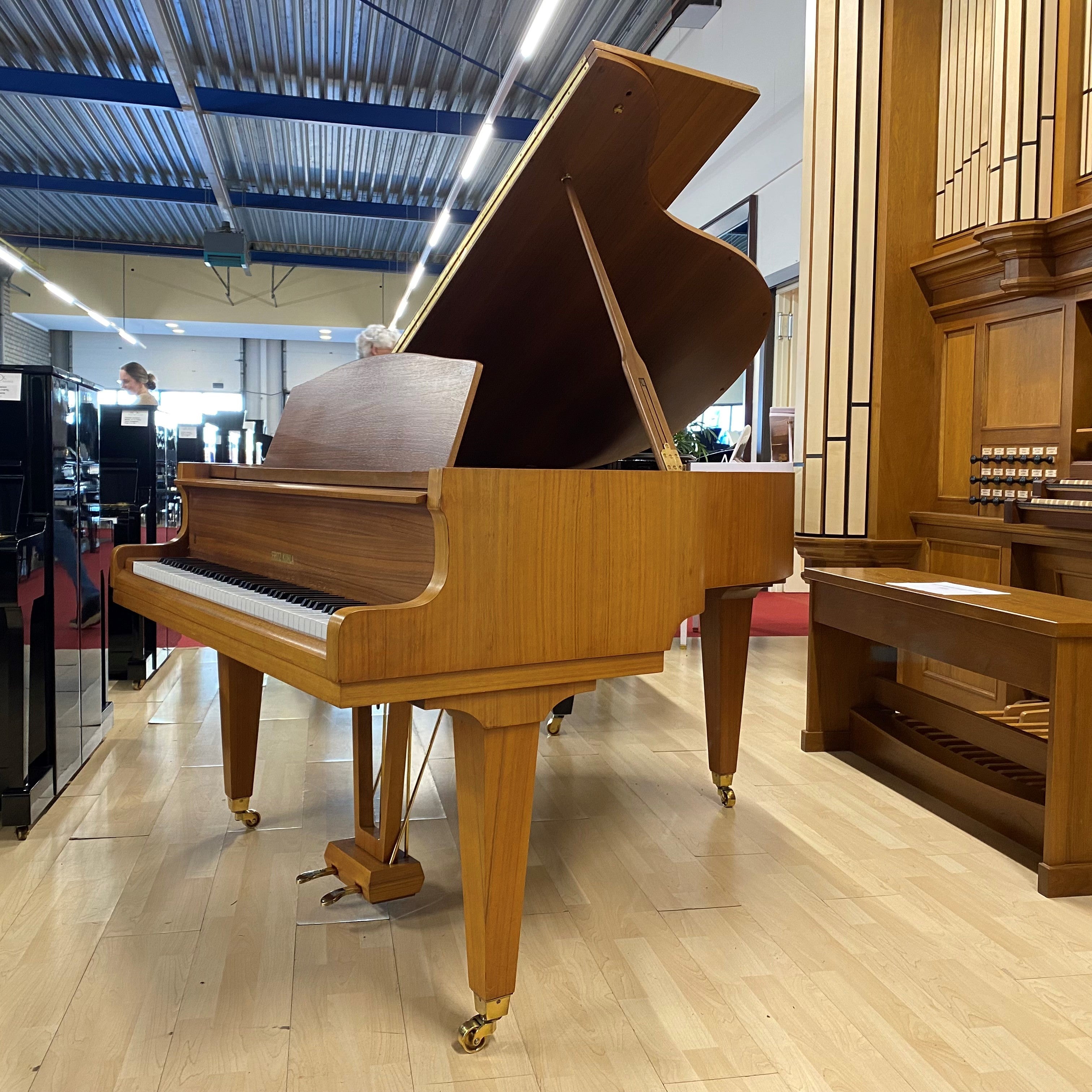 Fritz Kuhla 170 vleugel (1974)