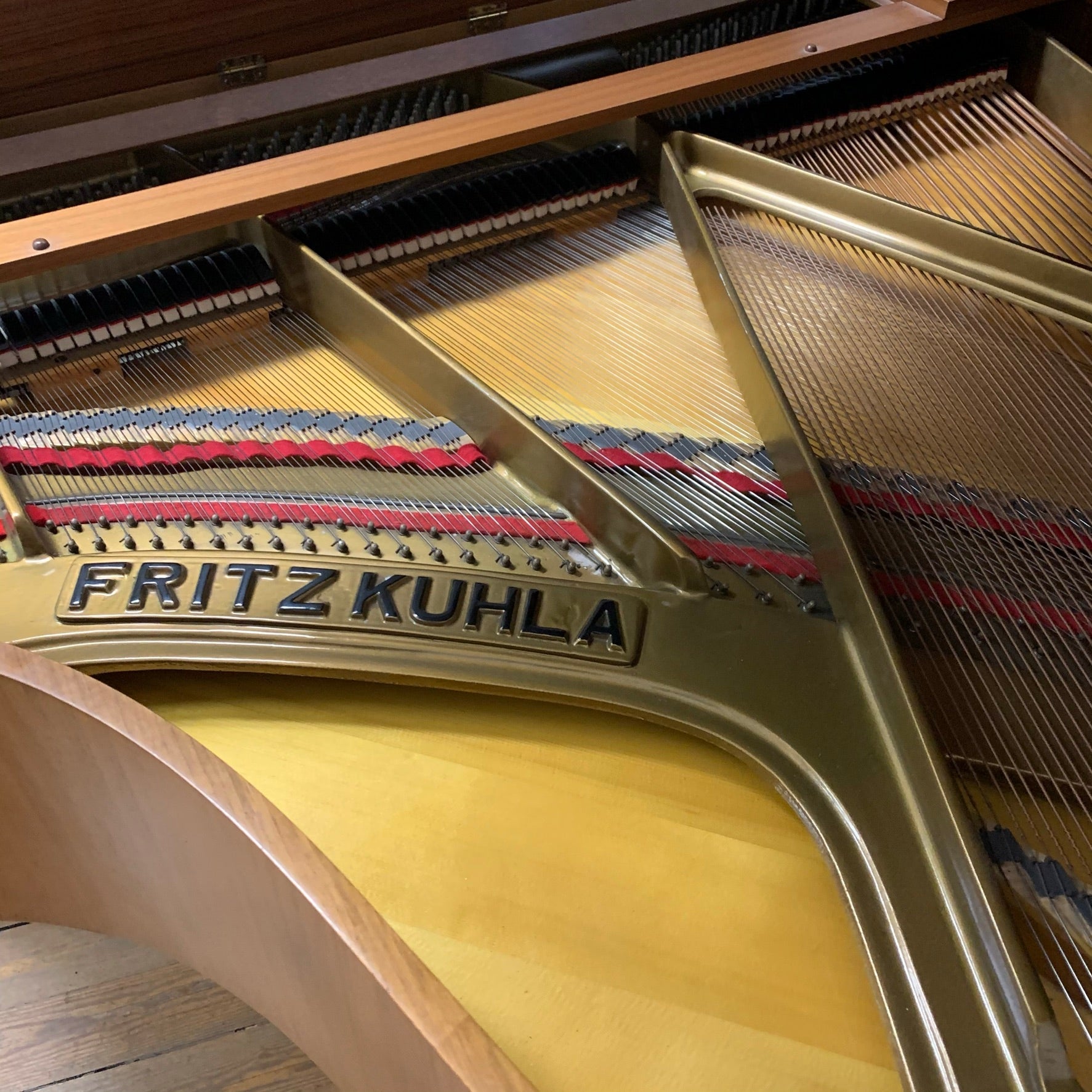 Fritz Kuhla 170 Flügel (1974)