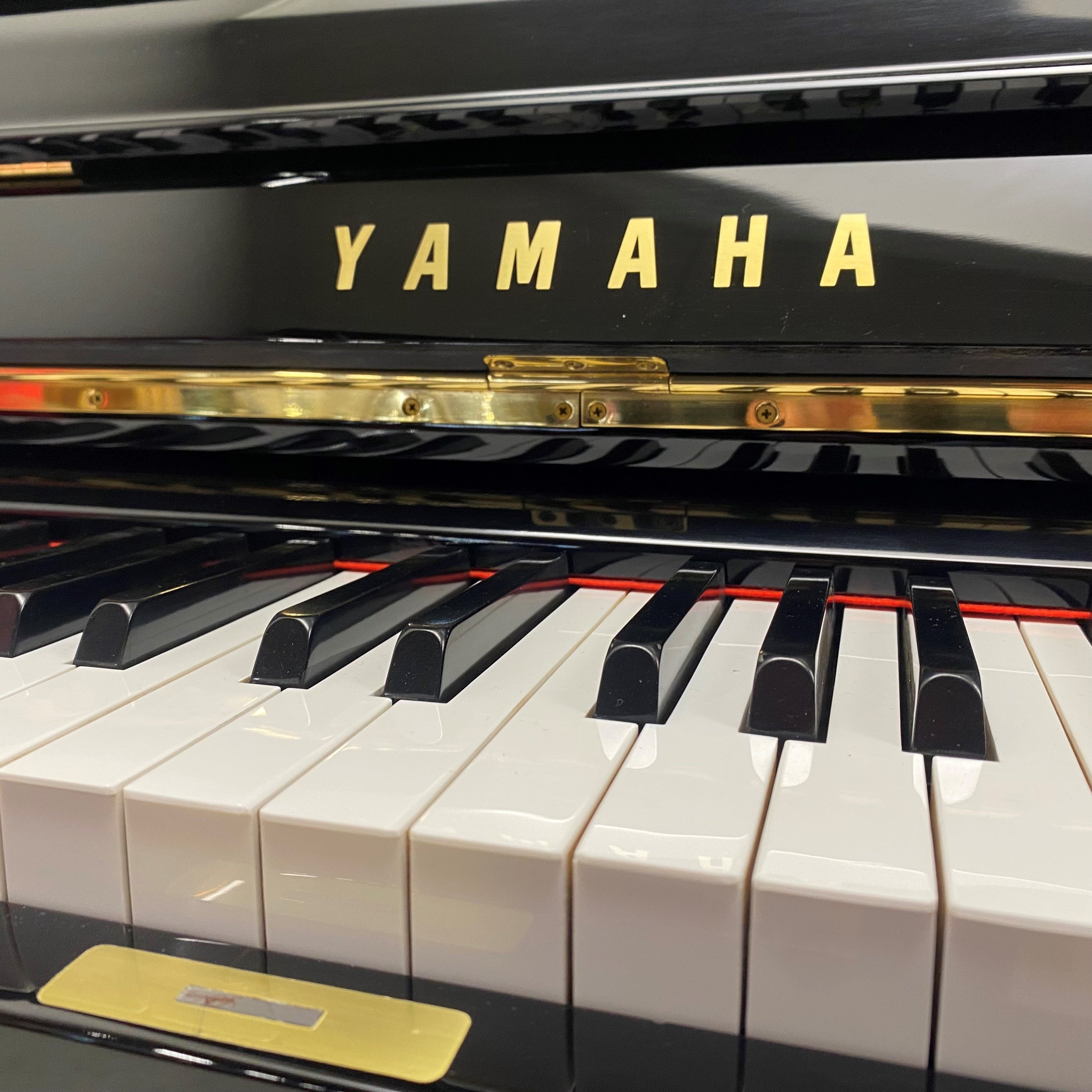Piano Yamaha U1G (1972)