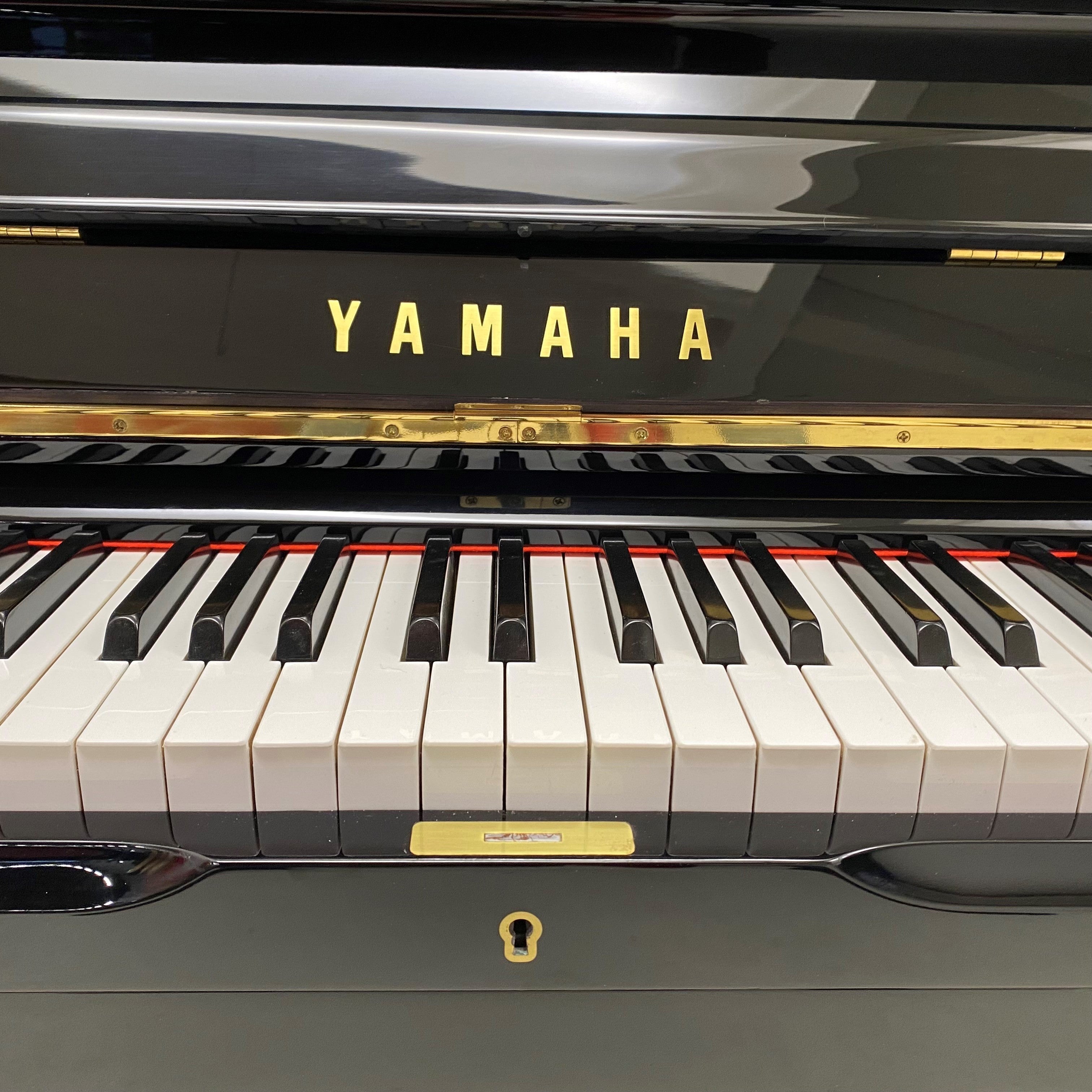 Piano Yamaha U1H (1973)