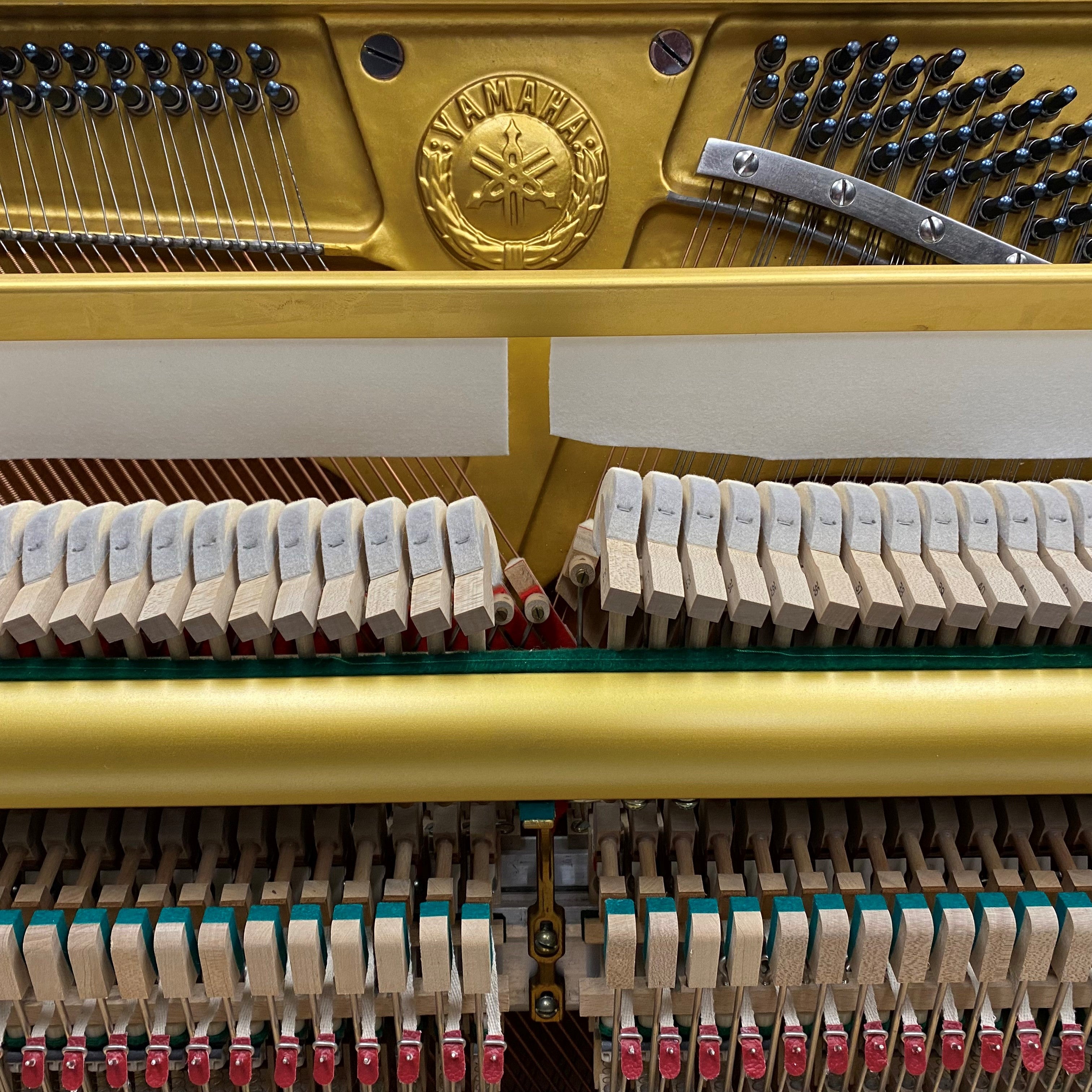 Piano Yamaha U1H (1973)