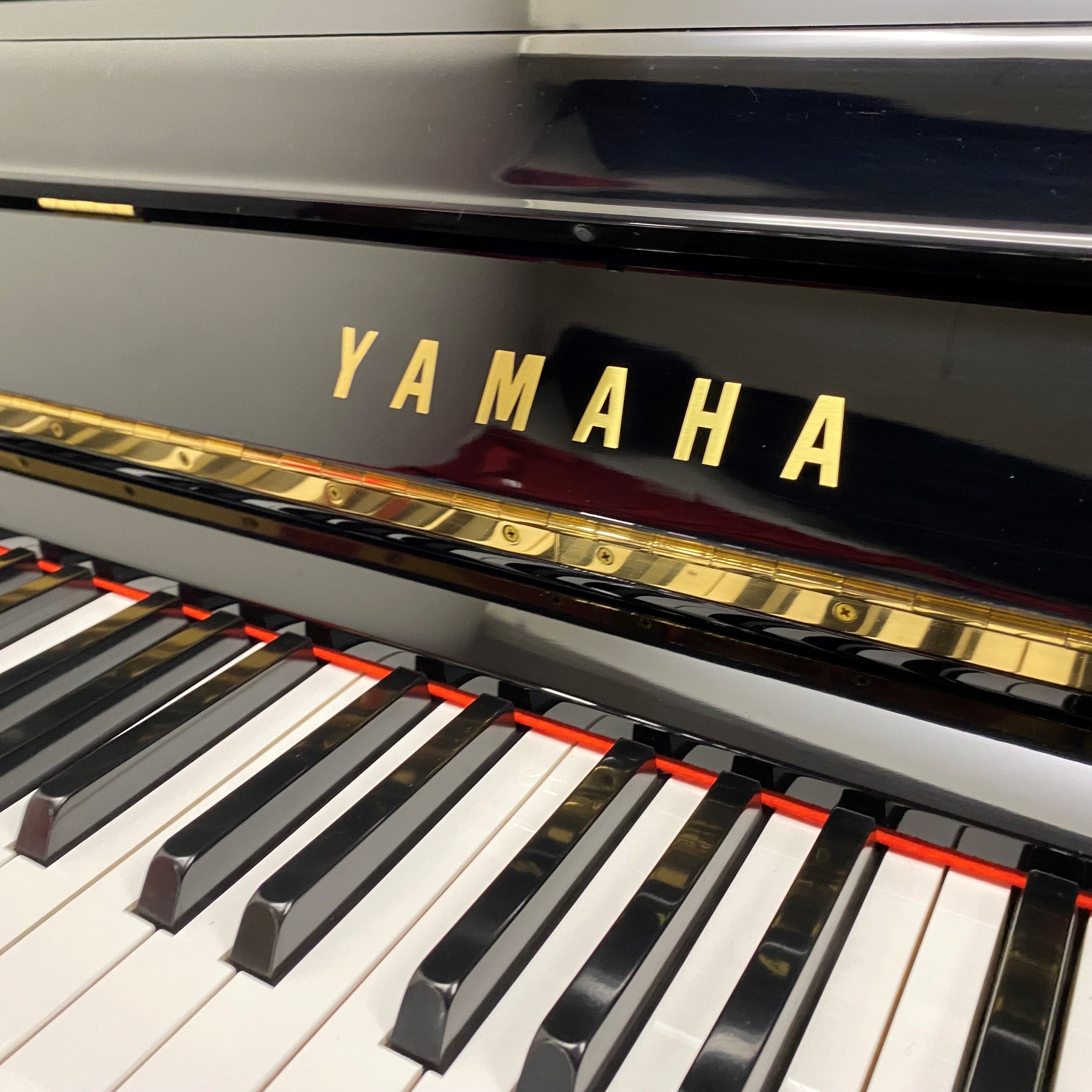 Piano Yamaha U3G (1972)