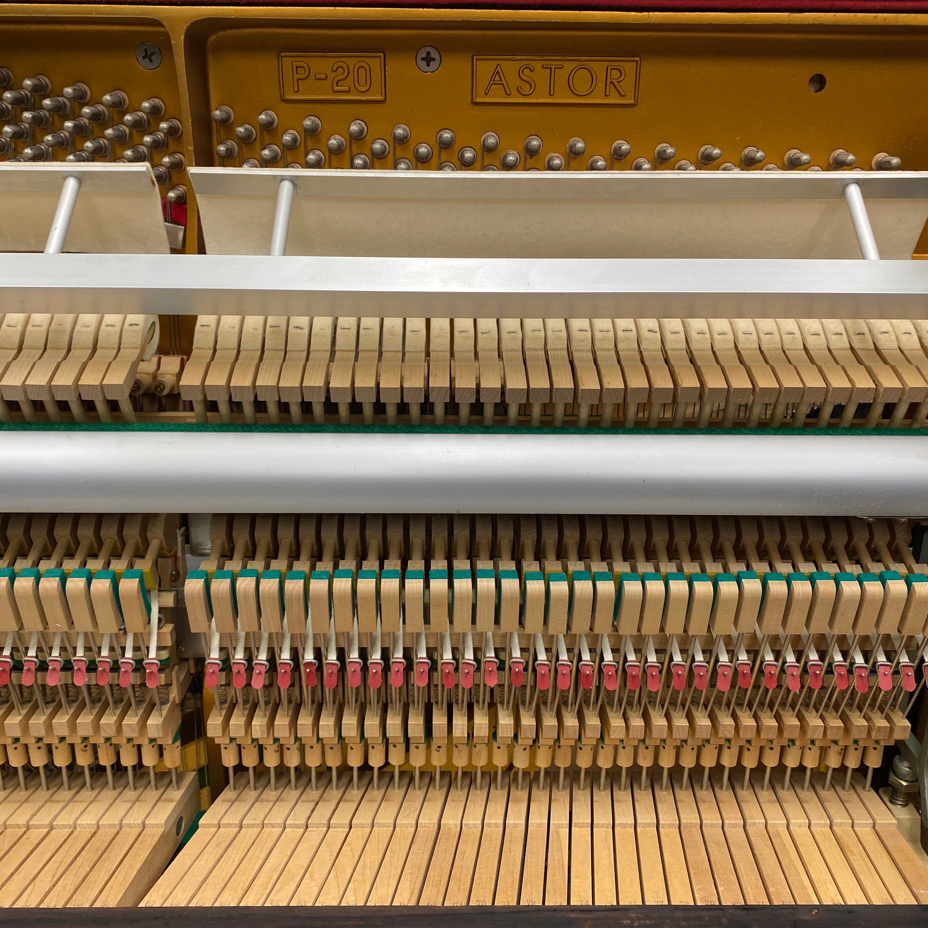 Astor P-20 piano (1995)