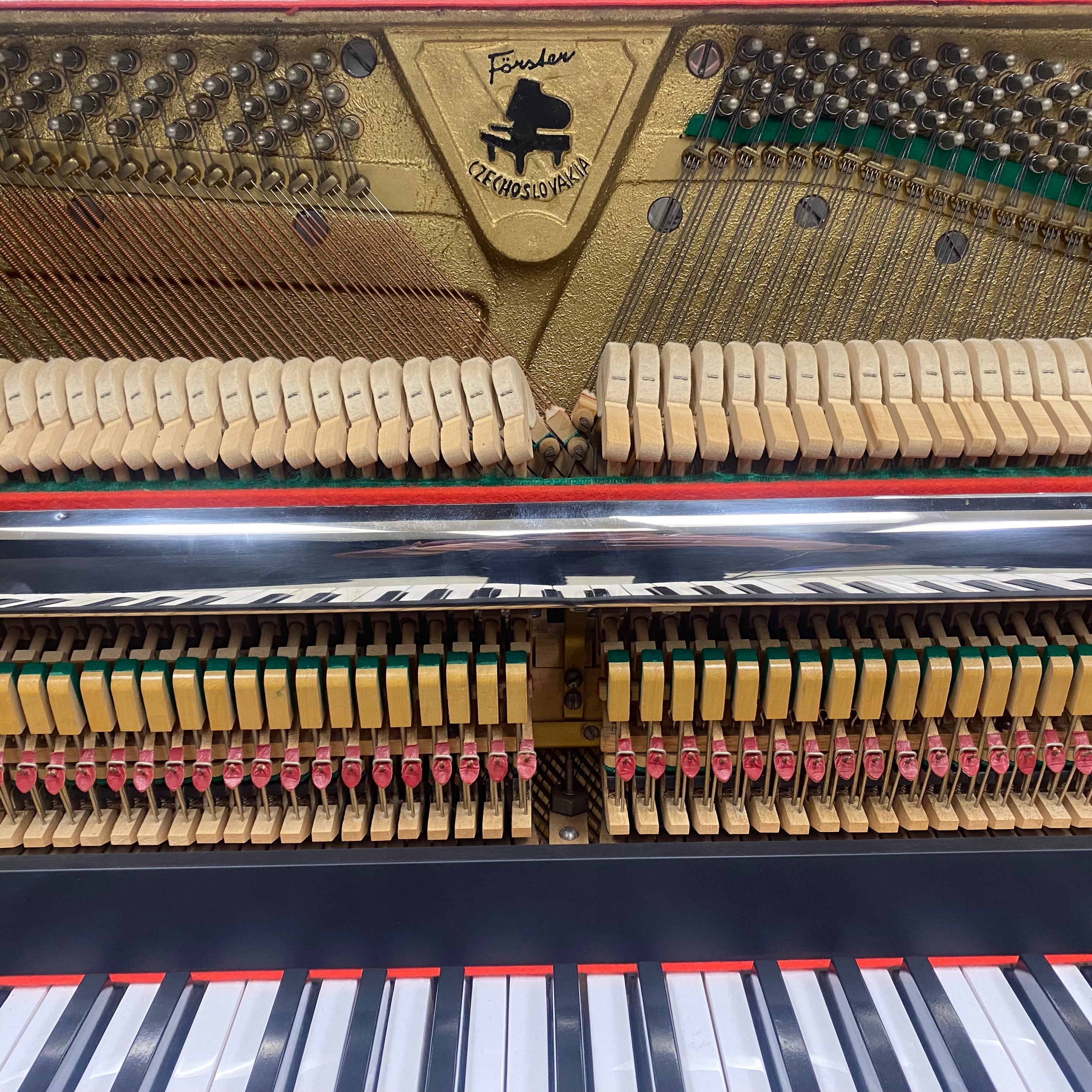 August Förster 103 piano (1964)