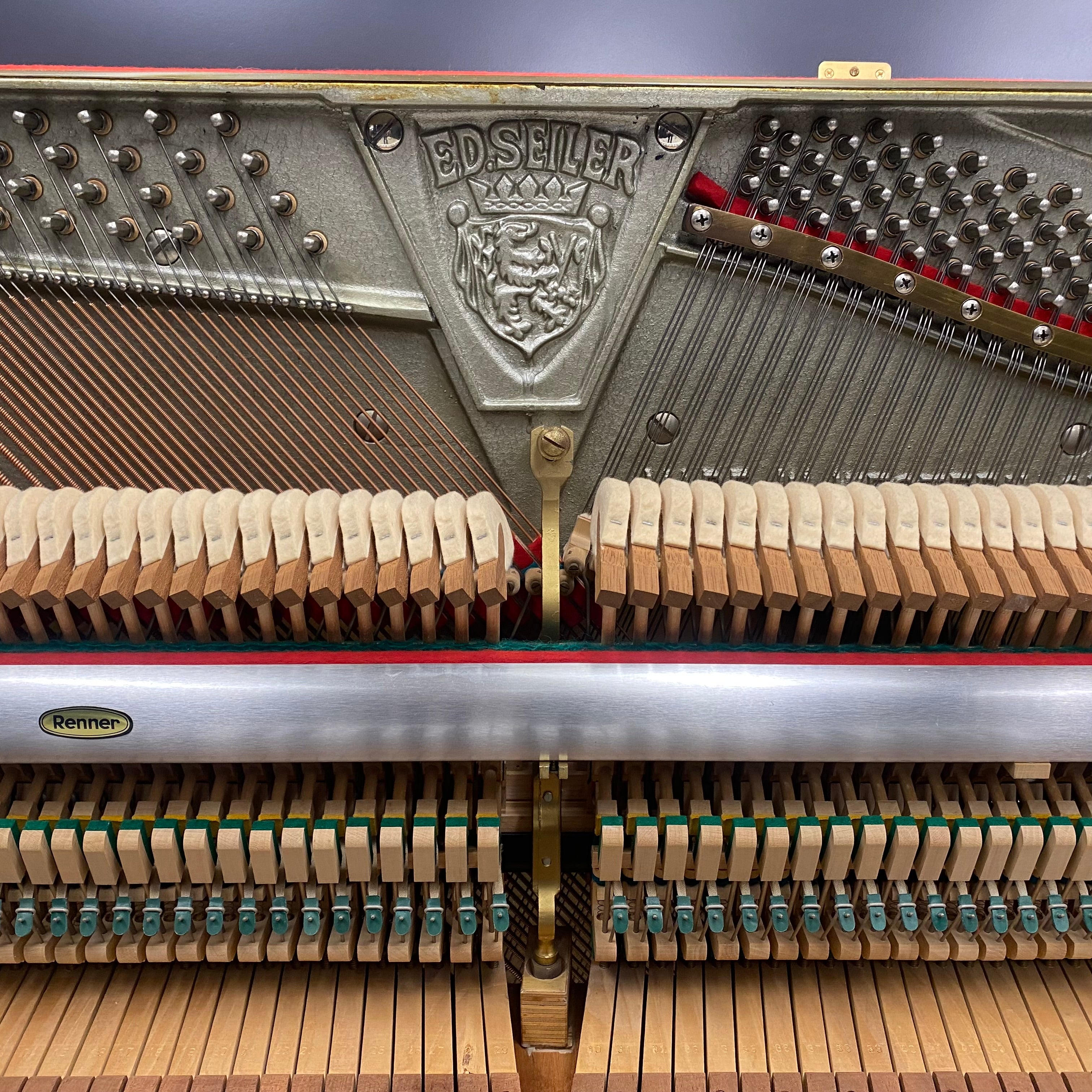 Ed. Seiler 118 piano (1975)