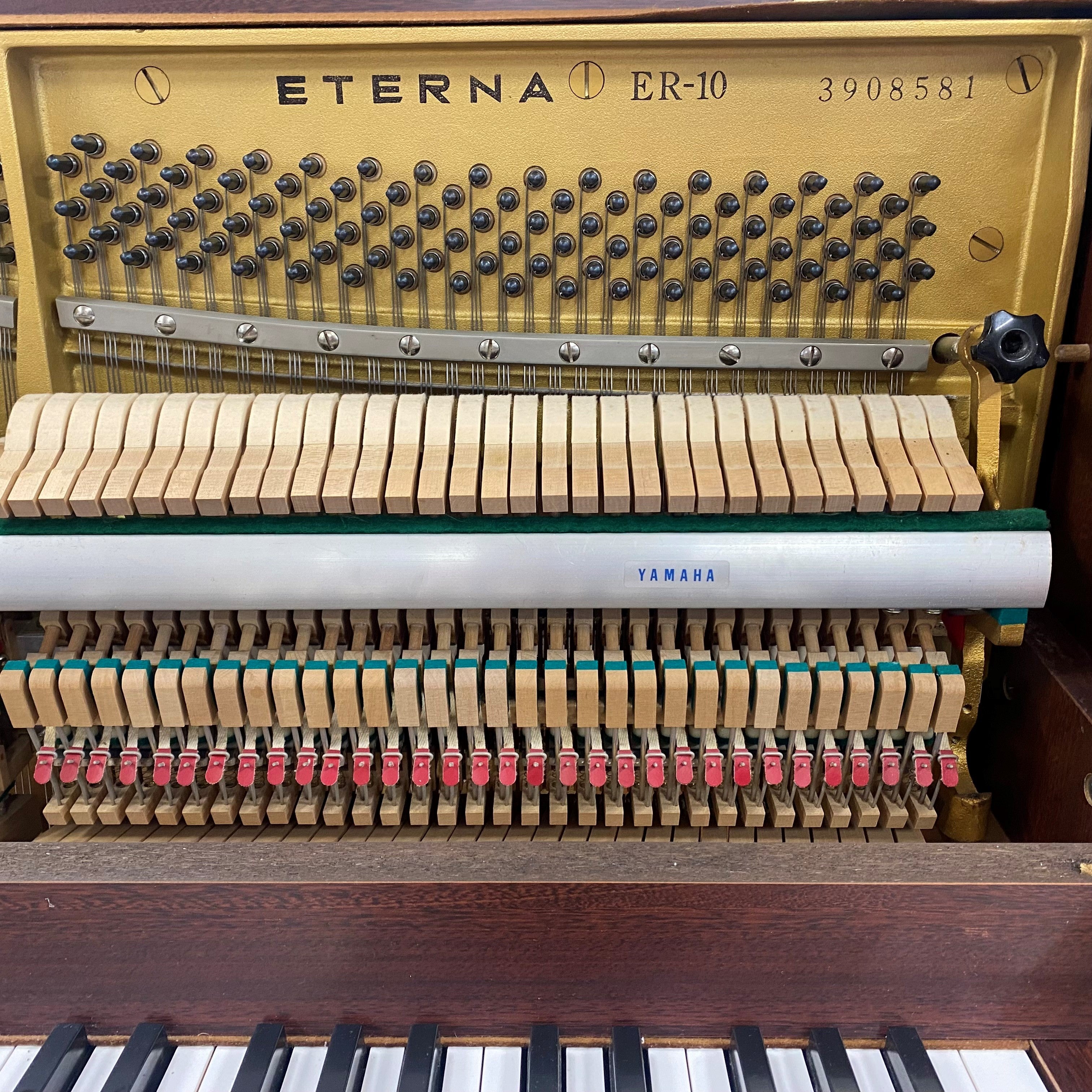 Eterna (by Yamaha) ER-10 piano (1990)