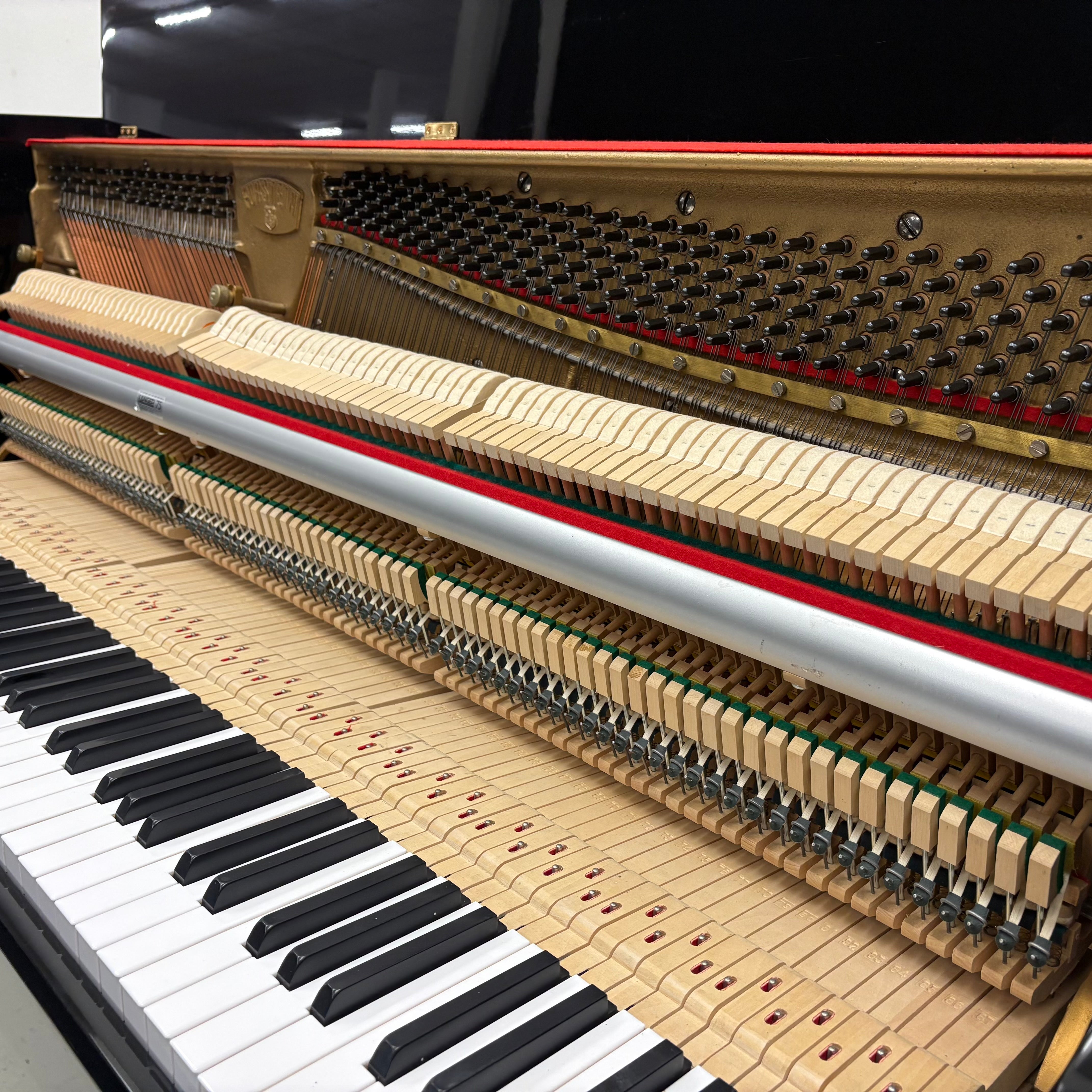 Furstein TP-105 piano