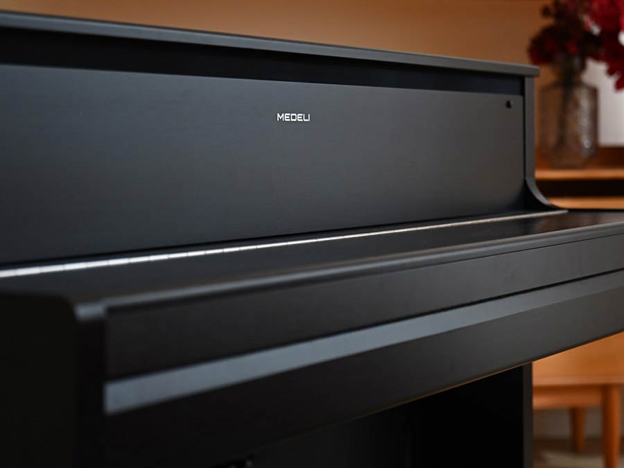Medeli UP-605 zwart