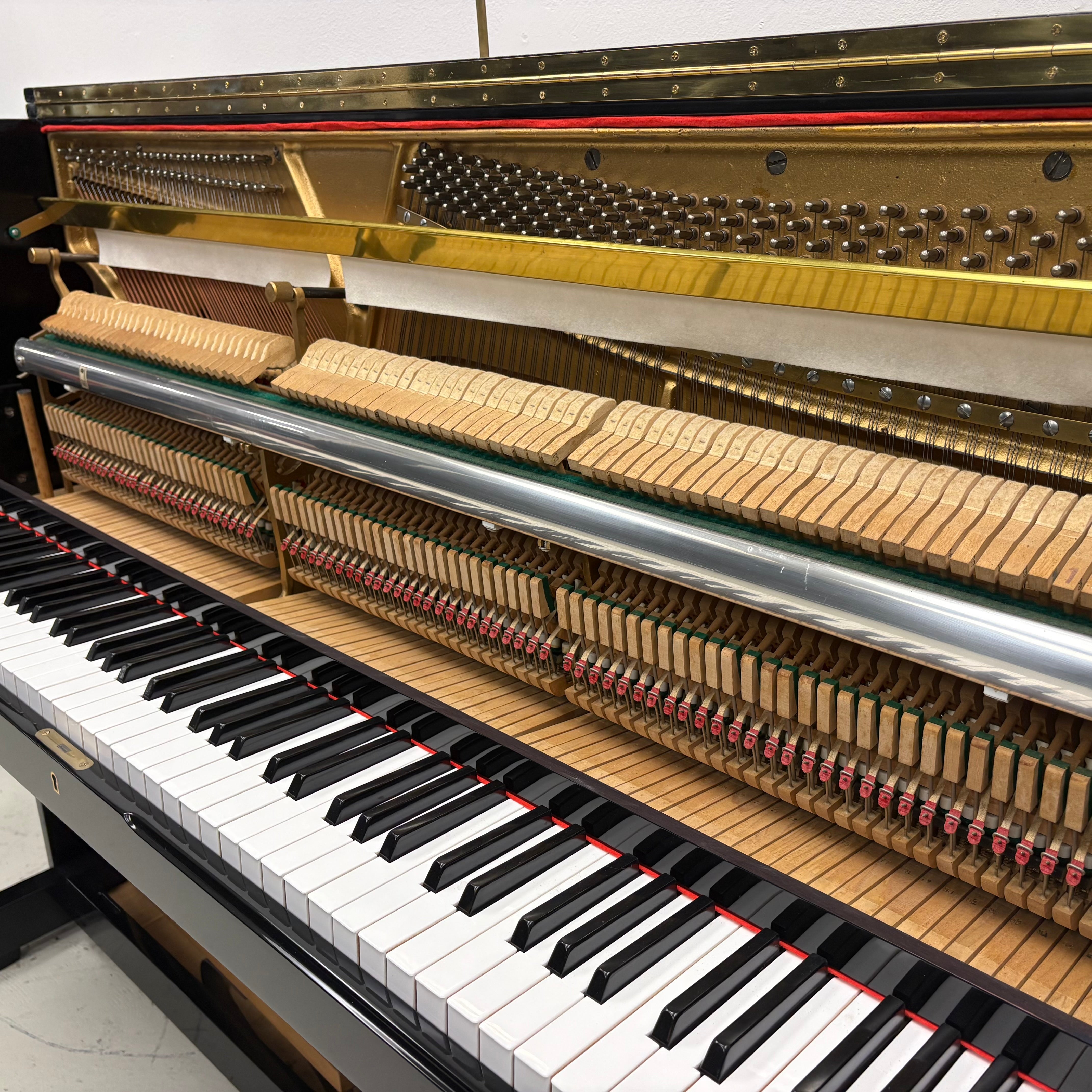 Rich. Weber 115 piano (1988)