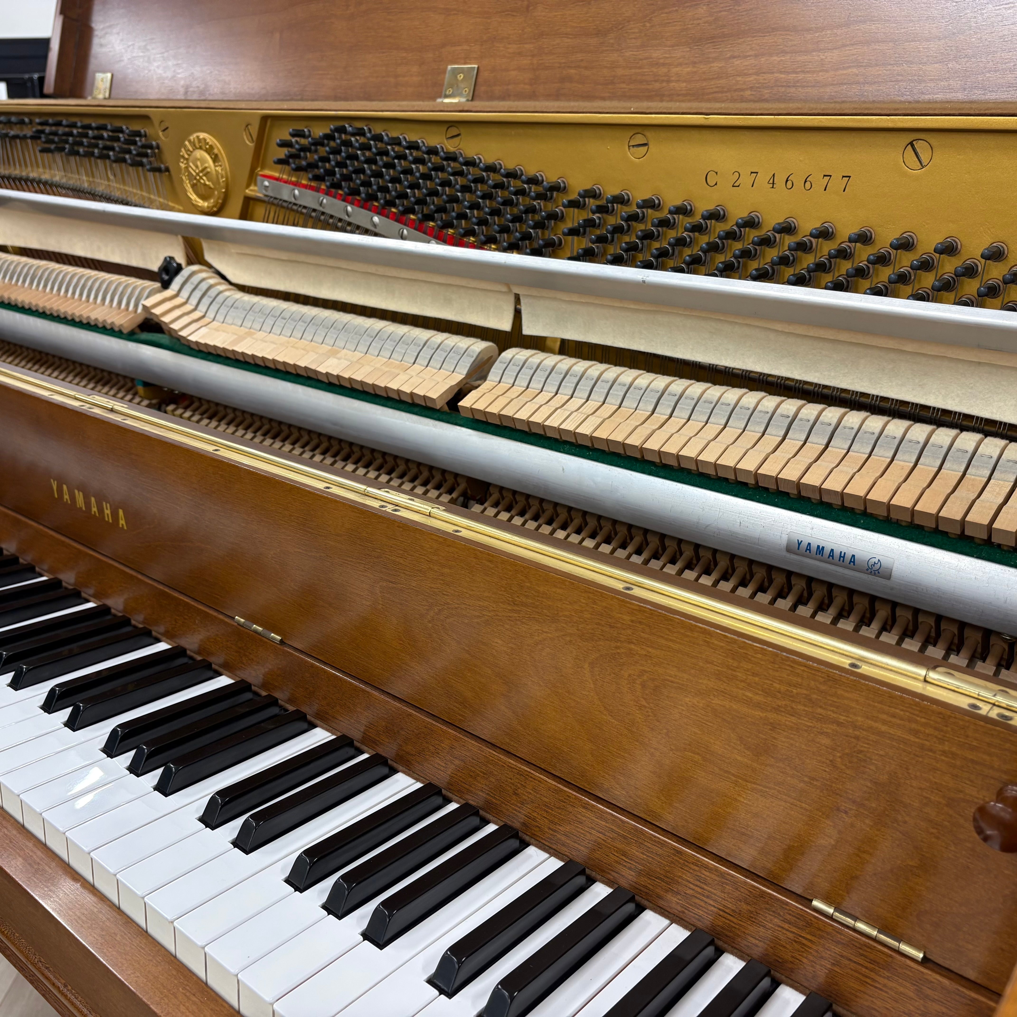 Yamaha C piano (1964)
