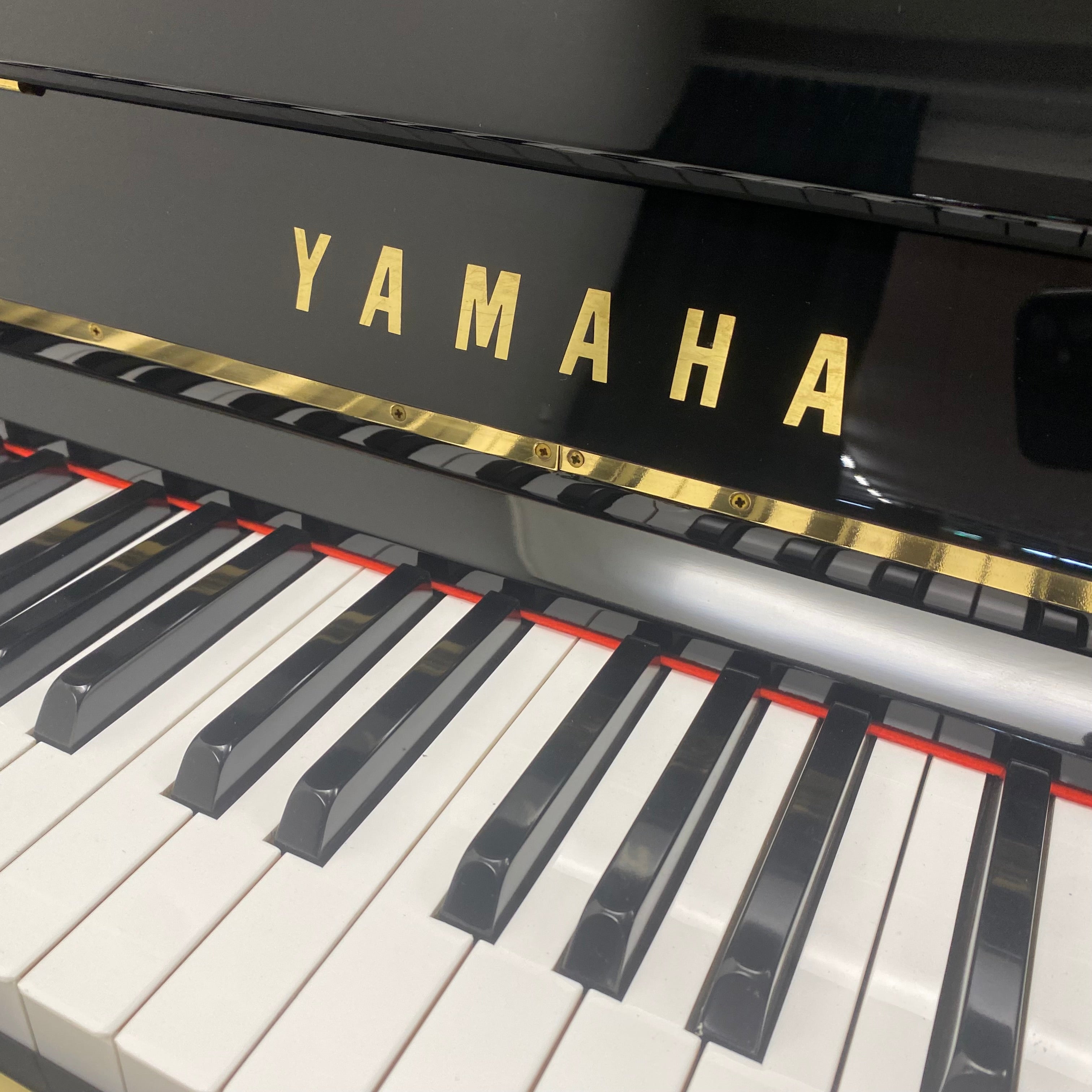 Yamaha U1E piano (1967)