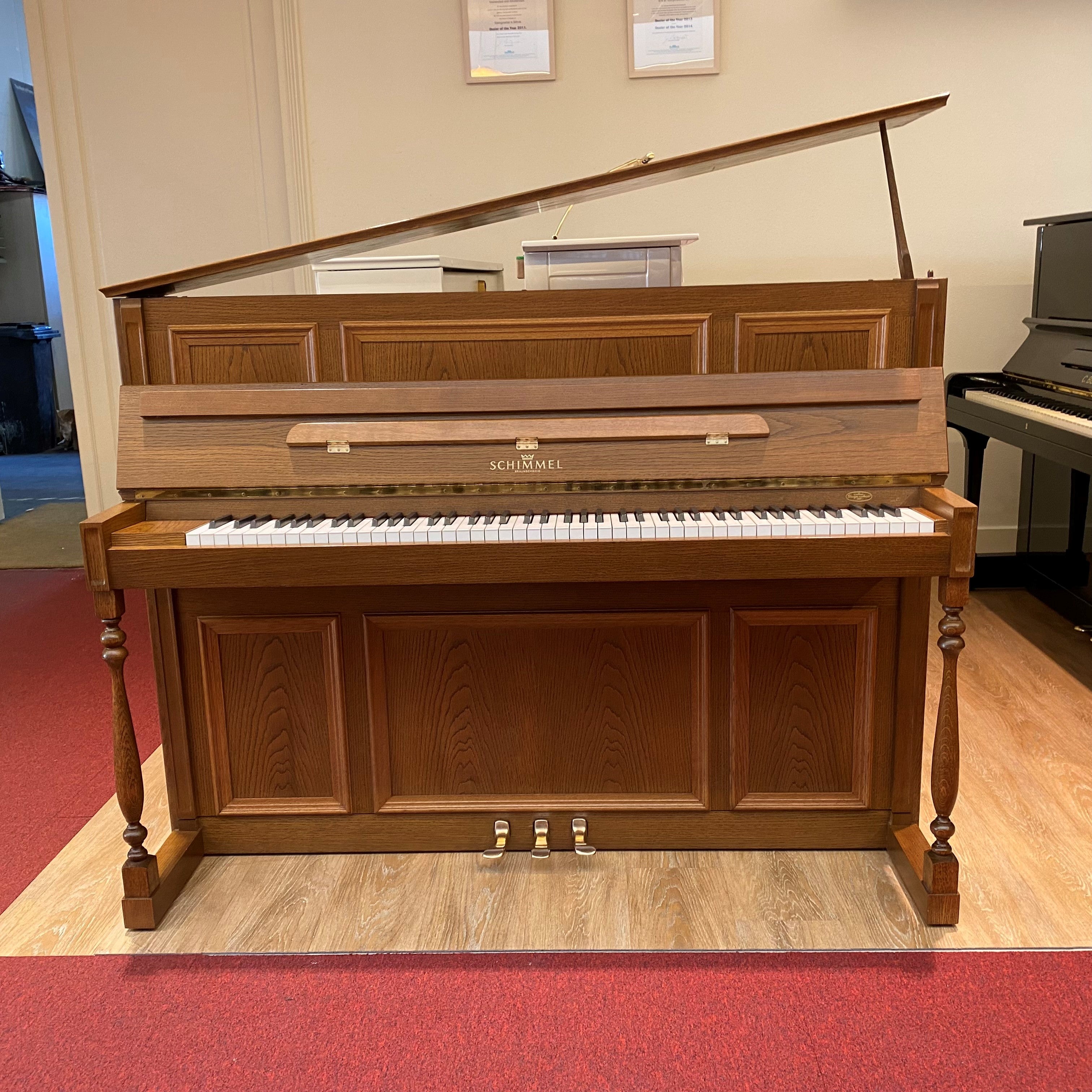 Schimmel 114 piano (1978)