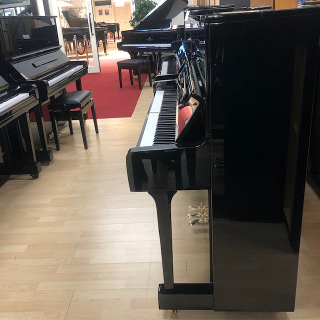 Yamaha U1E piano (1966)