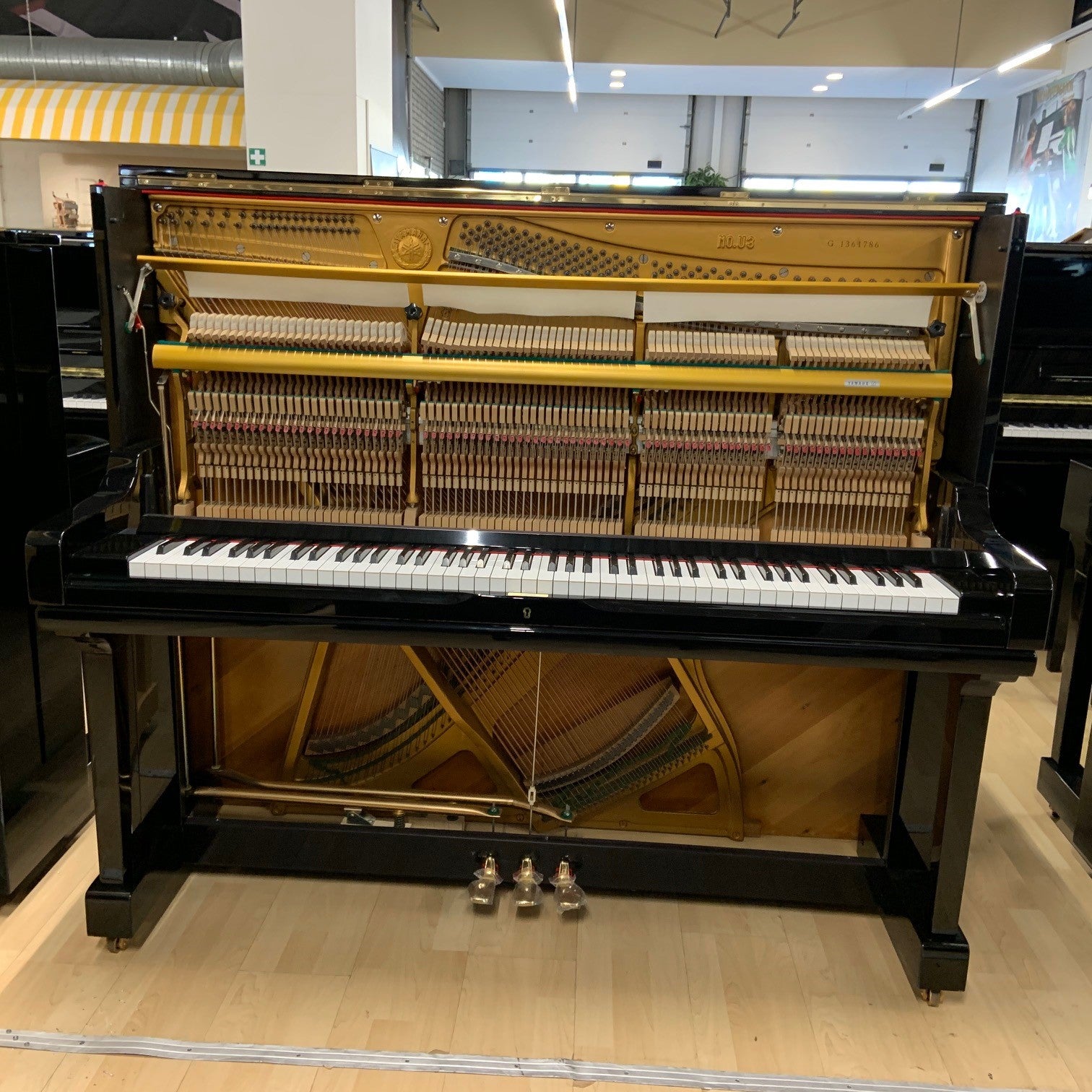 Yamaha U3G Piano