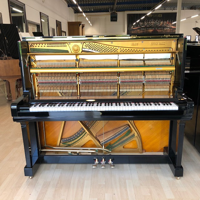 Yamaha U3G piano (1971)