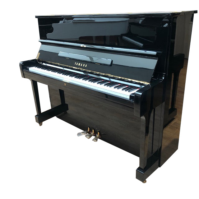 Yamaha U1D Klavier (1967)