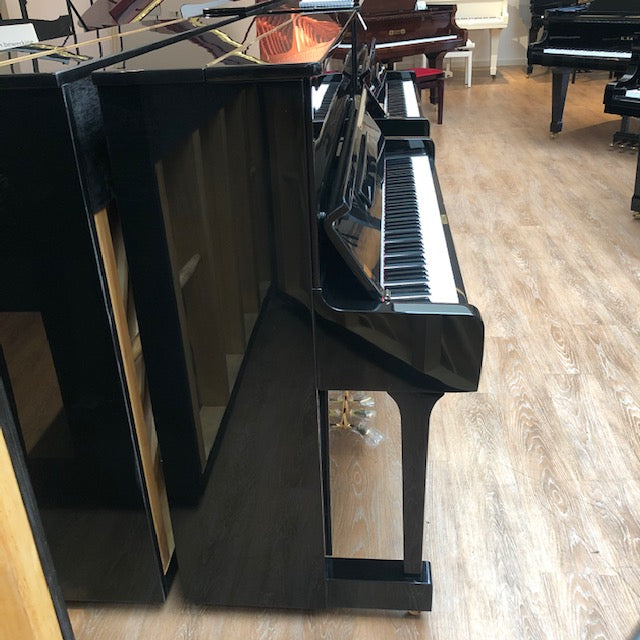 Yamaha U1D piano (1967)